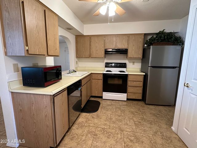 10856 W Santa Fe Drive, Sun City, AZ 85351