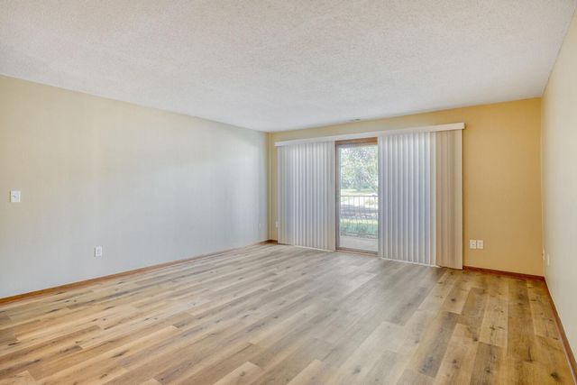 1450 Bidwell Street 108, West Saint Paul, MN 55118