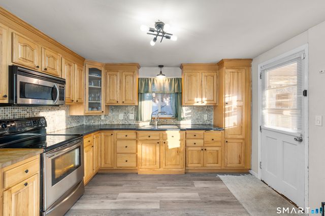 259 Elaine Terrace, New Haven, CT 06512