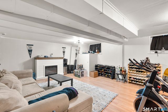 259 Elaine Terrace, New Haven, CT 06512