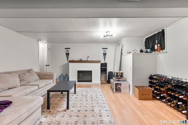 259 Elaine Terrace, New Haven, CT 06512