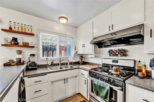 664 Center Street A, Costa Mesa, CA 92627