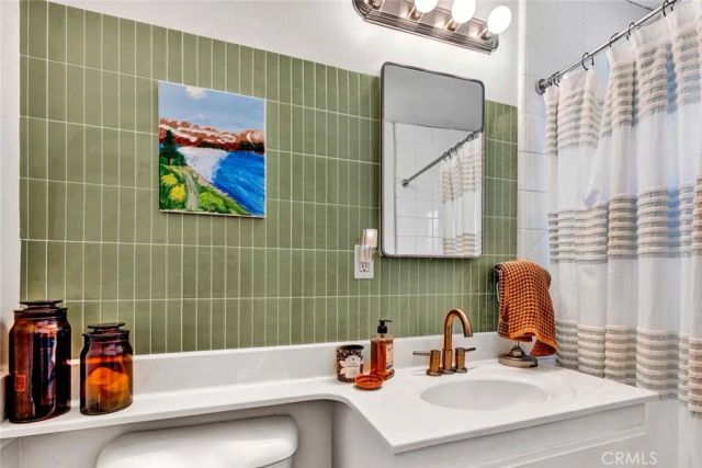 664 Center Street A, Costa Mesa, CA 92627