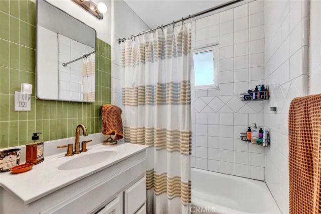 664 Center Street A, Costa Mesa, CA 92627