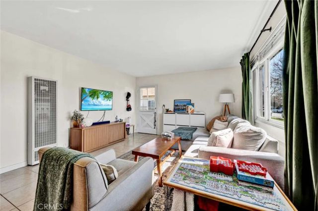 664 Center Street A, Costa Mesa, CA 92627