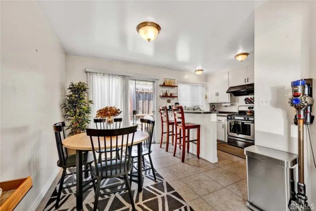 664 Center Street A, Costa Mesa, CA 92627