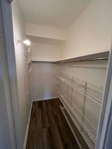5200 Keller Springs Road 215, Dallas, TX 75248