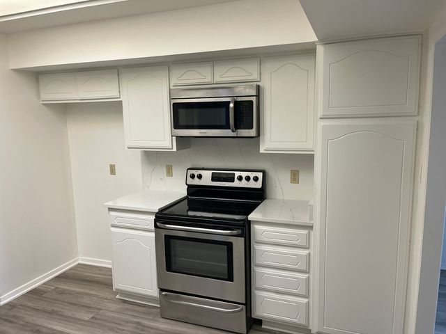 5200 Keller Springs Road 215, Dallas, TX 75248