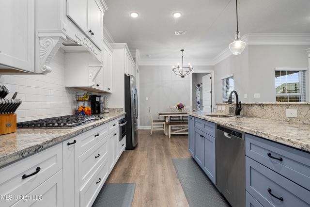 2987 Rue Acadian Gardens, Biloxi, MS 39532