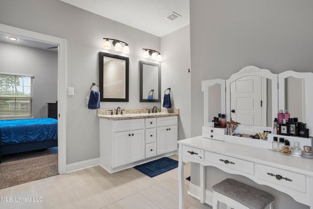 2987 Rue Acadian Gardens, Biloxi, MS 39532