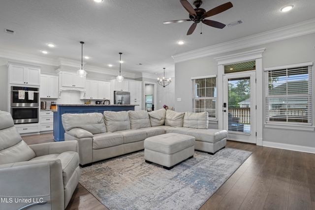 2987 Rue Acadian Gardens, Biloxi, MS 39532