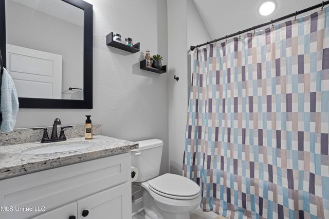 2987 Rue Acadian Gardens, Biloxi, MS 39532