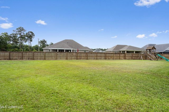 2987 Rue Acadian Gardens, Biloxi, MS 39532