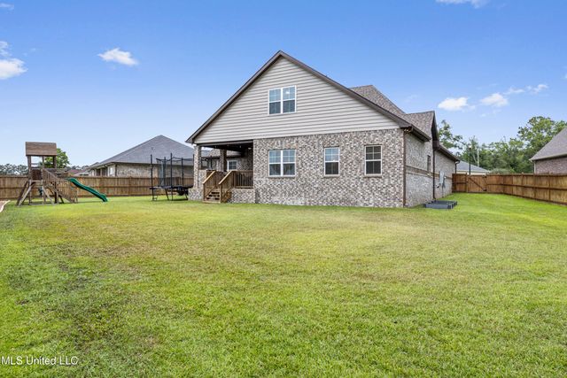 2987 Rue Acadian Gardens, Biloxi, MS 39532