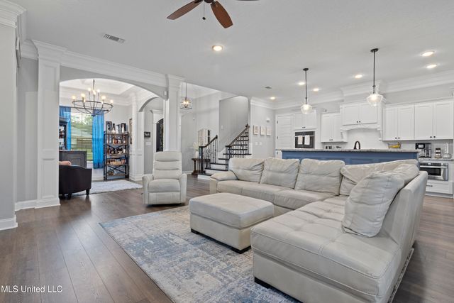 2987 Rue Acadian Gardens, Biloxi, MS 39532