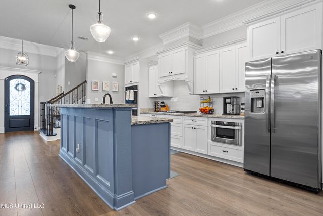 2987 Rue Acadian Gardens, Biloxi, MS 39532