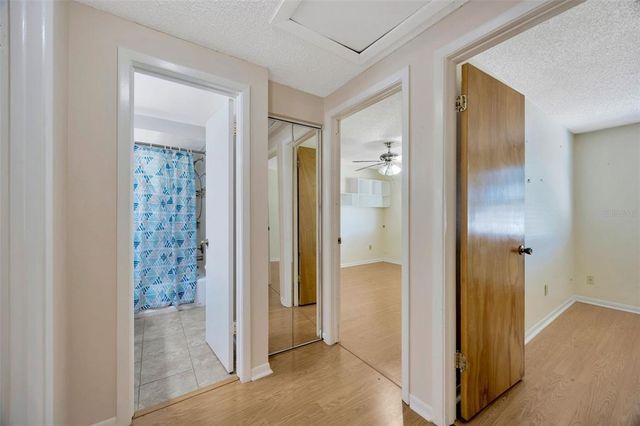 4012 WOODACRE LANE, Tampa, FL 33624