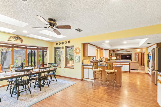 3649 Lone Wolf Trl, St Augustine, FL 32086