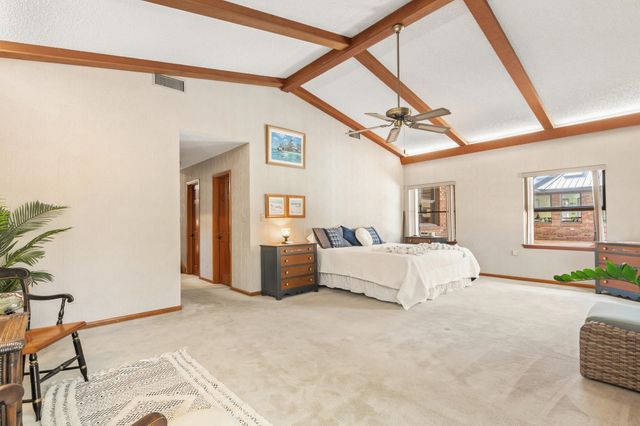 3649 Lone Wolf Trl, St Augustine, FL 32086