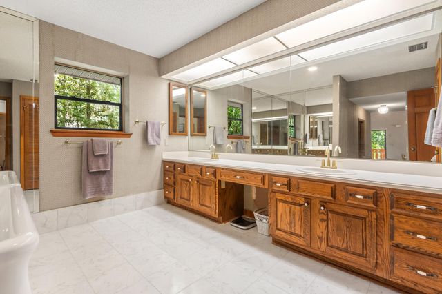 3649 Lone Wolf Trl, St Augustine, FL 32086