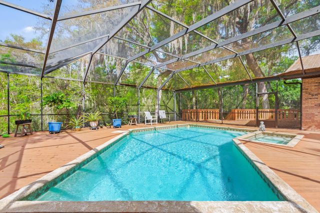 3649 Lone Wolf Trl, St Augustine, FL 32086