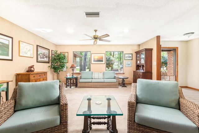 3649 Lone Wolf Trl, St Augustine, FL 32086