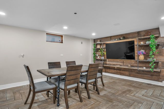 8100 Lorel Avenue, Burbank, IL 60459