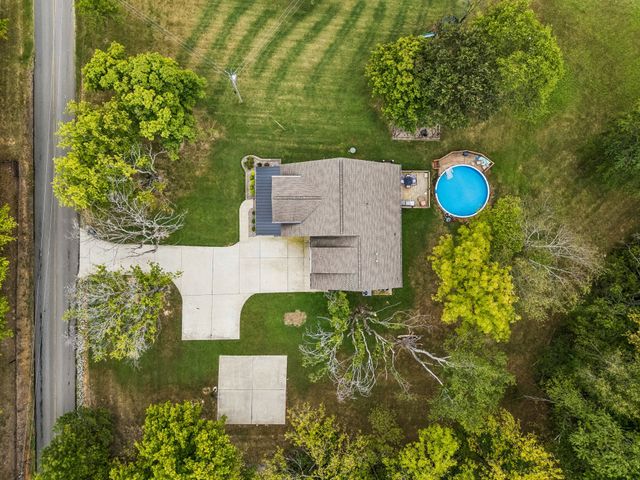 3242 Pinson School Rd, Greenbrier, TN 37073