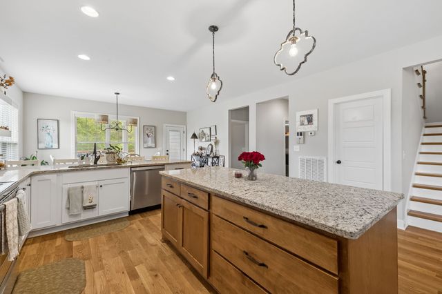 3242 Pinson School Rd, Greenbrier, TN 37073