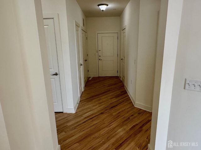 101 Roosevelt Avenue 311, Carteret, NJ 07008