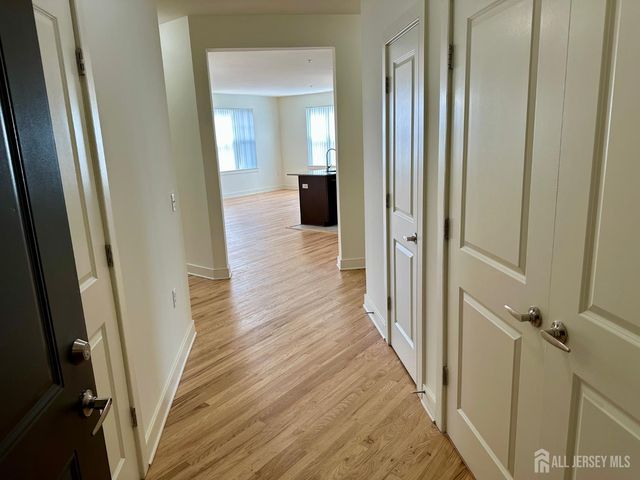 101 Roosevelt Avenue 311, Carteret, NJ 07008