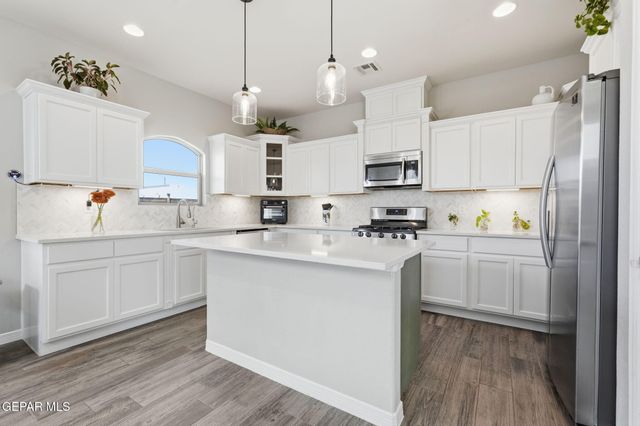 14913 TIERRA CORUNA Avenue, El Paso, TX 79938