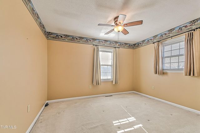 325 Mayfield Drive, Bristol, TN 37620