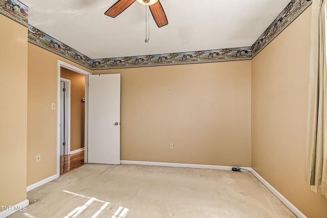 325 Mayfield Drive, Bristol, TN 37620