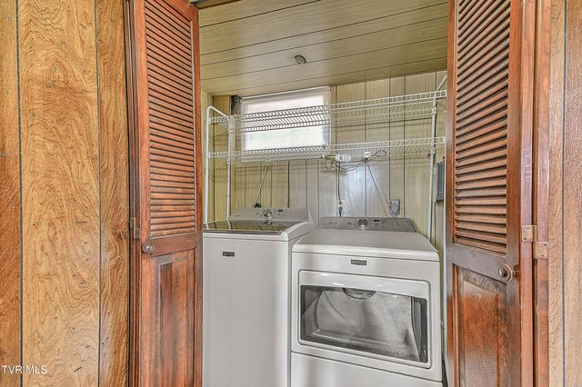 325 Mayfield Drive, Bristol, TN 37620