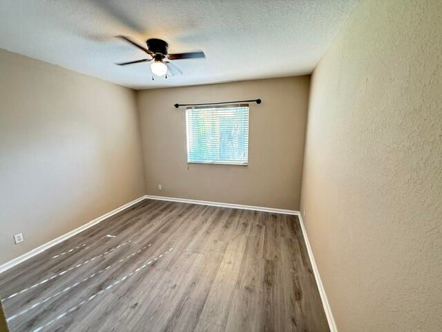 3075 N Evergreen Circle, Boynton Beach, FL 33426