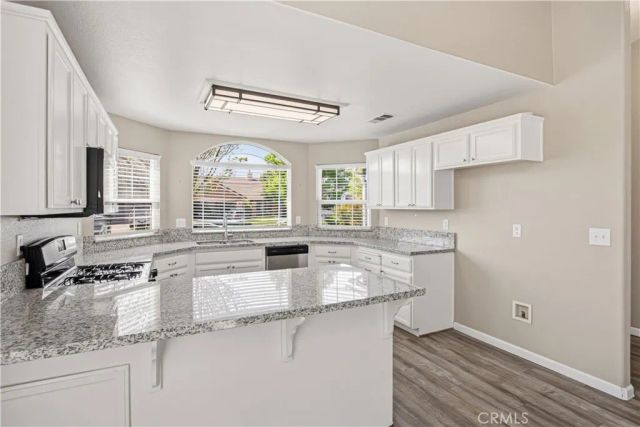 842 Cedar, Livingston, CA 95334