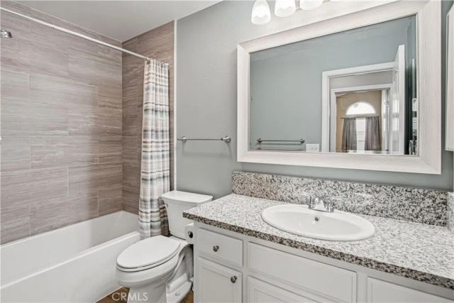 842 Cedar, Livingston, CA 95334