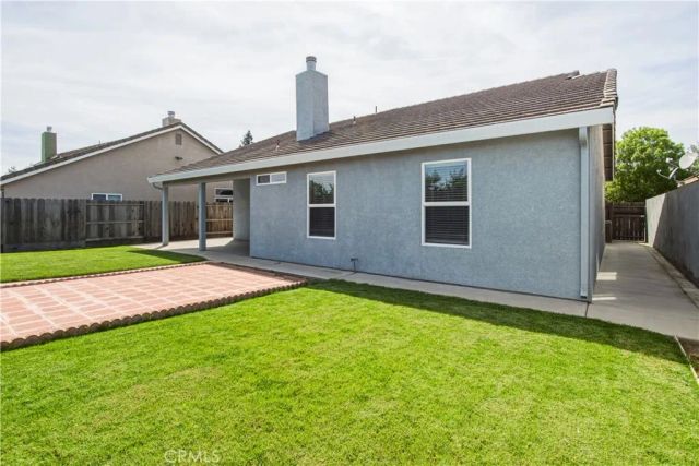 842 Cedar, Livingston, CA 95334