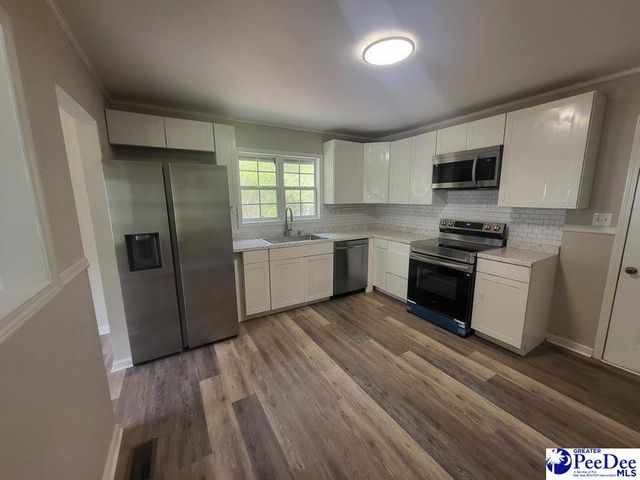 4000 N Center Rd, Hartsville, SC 29550