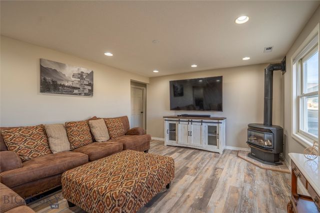 36 Kindsfather Drive, Livingston, MT 59047