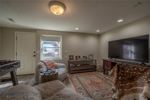 36 Kindsfather Drive, Livingston, MT 59047