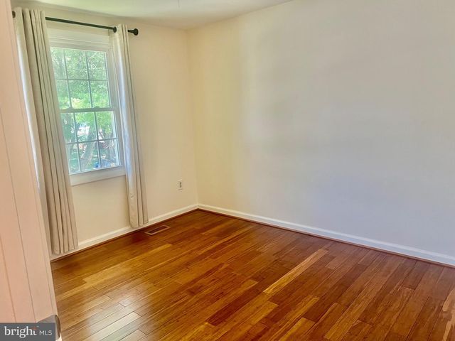 19918 BUHRSTONE DR, Gaithersburg, MD 20886
