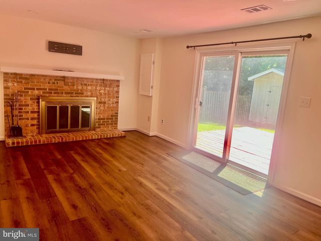 19918 BUHRSTONE DR, Gaithersburg, MD 20886