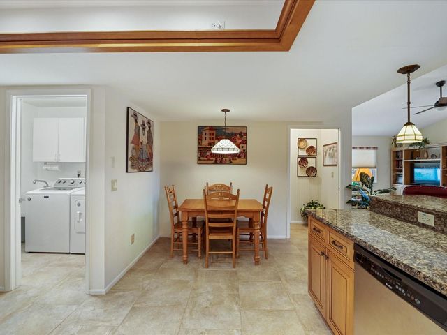 984 GILLESPIE DRIVE, Palm Harbor, FL 34684