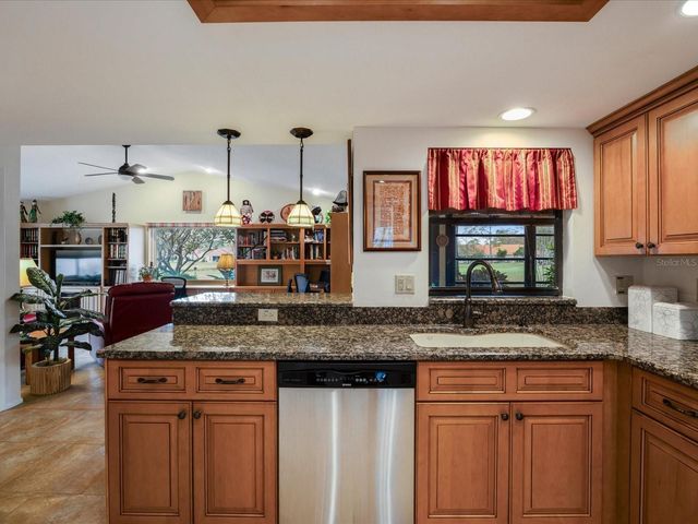 984 GILLESPIE DRIVE, Palm Harbor, FL 34684