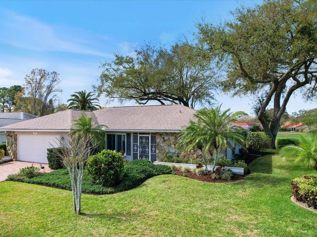 984 GILLESPIE DRIVE, Palm Harbor, FL 34684