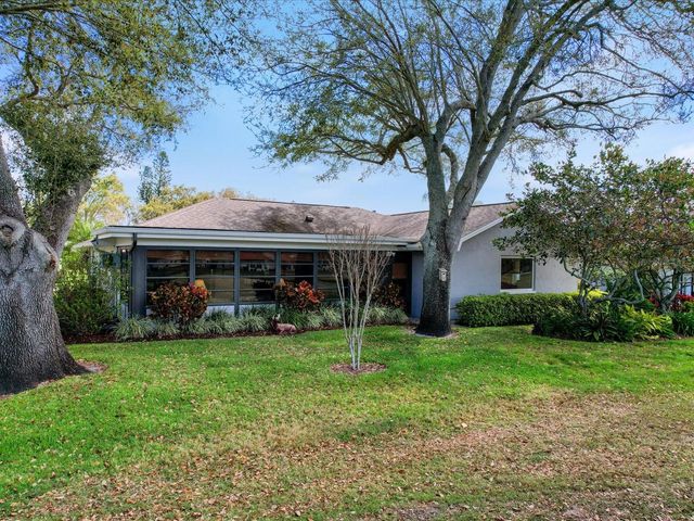 984 GILLESPIE DRIVE, Palm Harbor, FL 34684