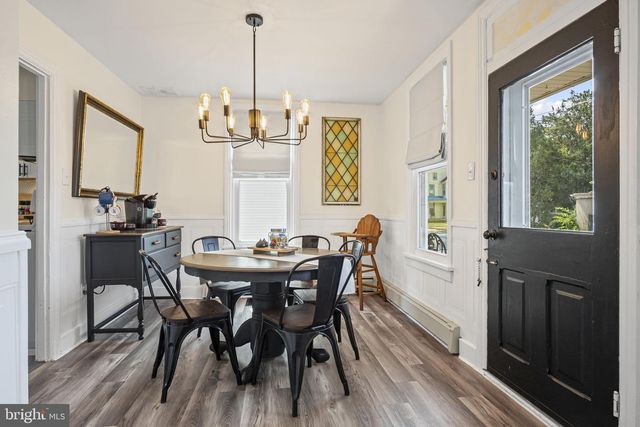 104 N LOCUST ST, Palmyra, PA 17078