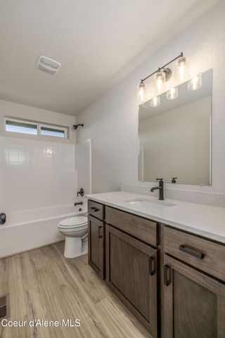 11818 N ENTWISTLE WAY, Rathdrum, ID 83858